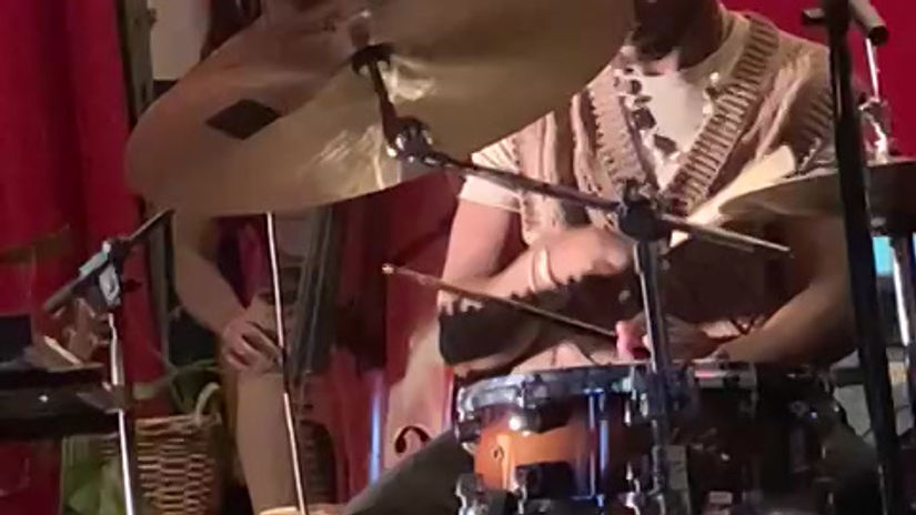 Casa Forte cover trio